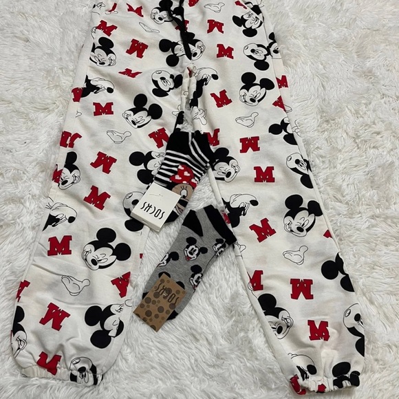 Mickey mouse jogger with 2 socks - Picture 2 of 5
